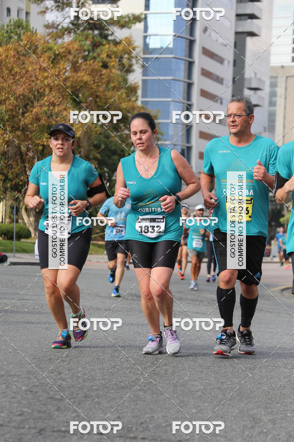 Buy your photos of the eventMeia Maratona Internacional de Curitiba 2018 on Fotop