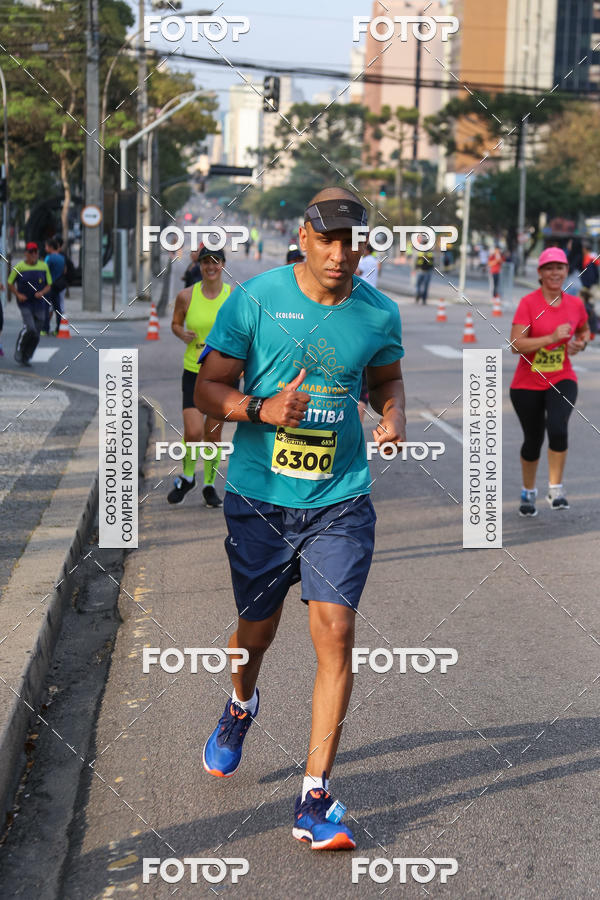 Buy your photos of the eventMeia Maratona Internacional de Curitiba 2018 on Fotop
