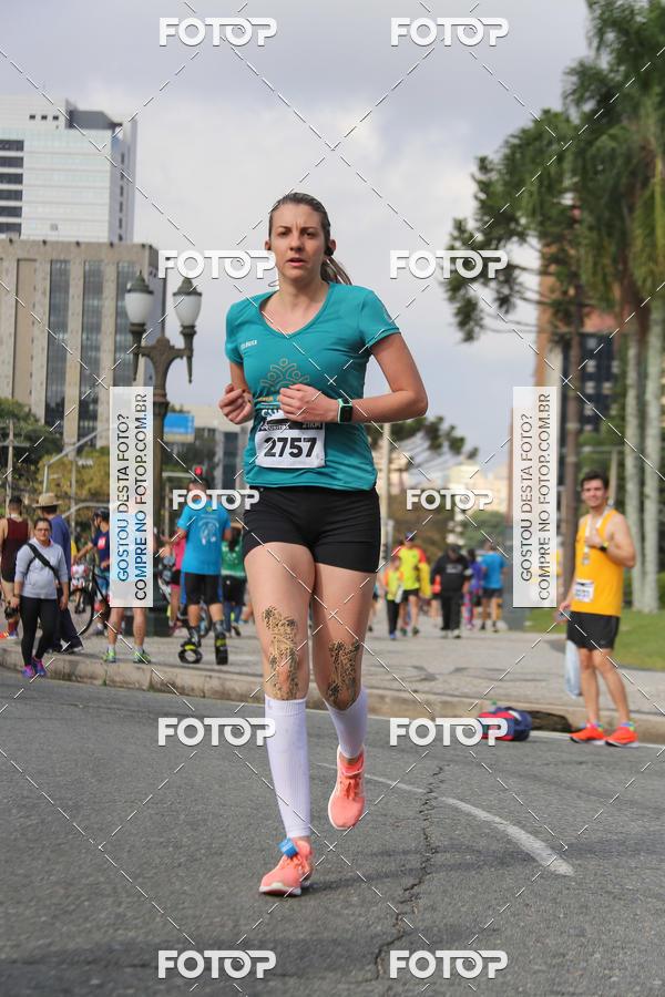 Buy your photos of the eventMeia Maratona Internacional de Curitiba 2018 on Fotop