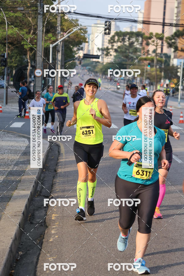 Buy your photos of the eventMeia Maratona Internacional de Curitiba 2018 on Fotop