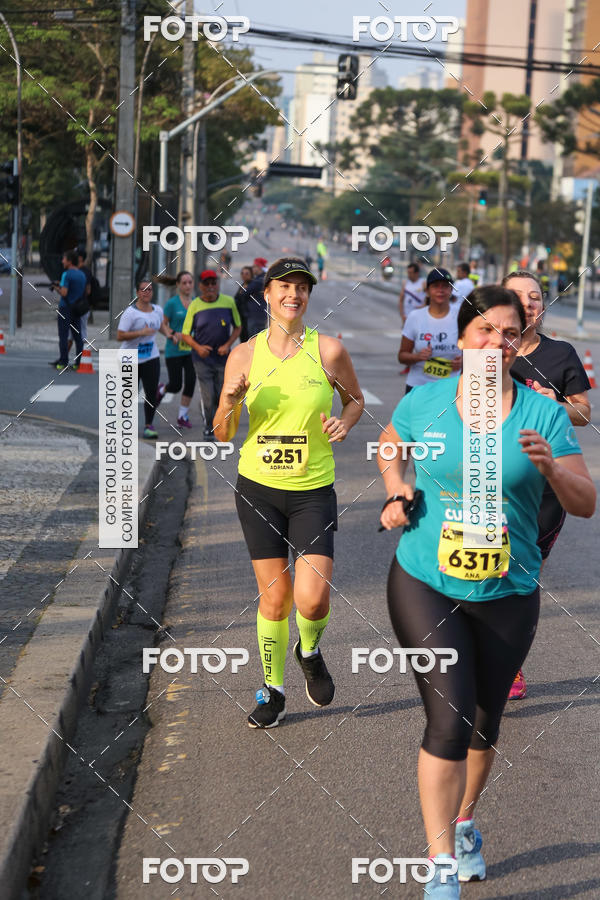 Buy your photos of the eventMeia Maratona Internacional de Curitiba 2018 on Fotop