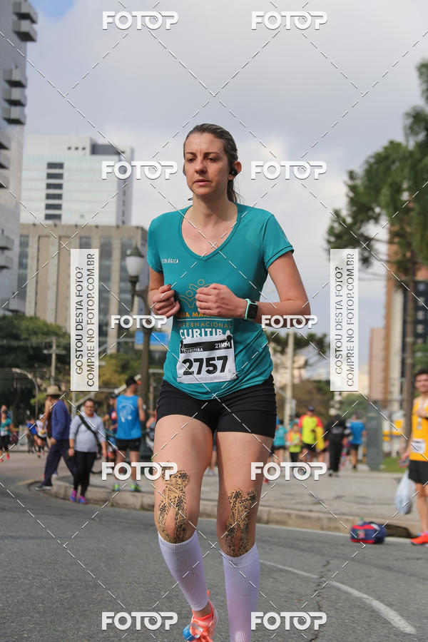 Buy your photos of the eventMeia Maratona Internacional de Curitiba 2018 on Fotop