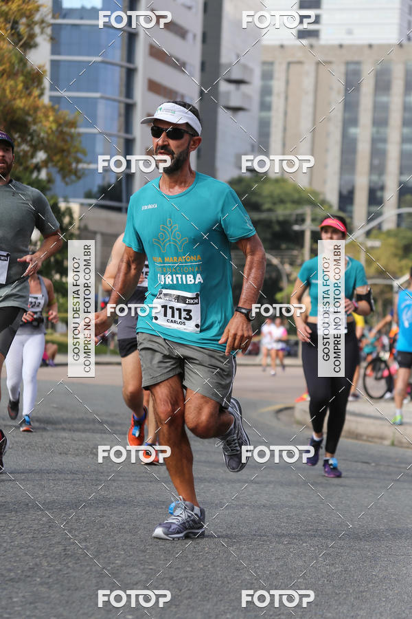 Buy your photos of the eventMeia Maratona Internacional de Curitiba 2018 on Fotop