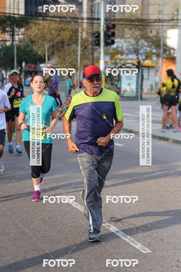 Buy your photos of the eventMeia Maratona Internacional de Curitiba 2018 on Fotop