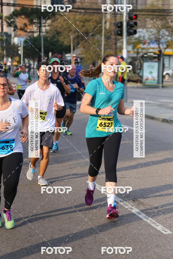 Buy your photos of the eventMeia Maratona Internacional de Curitiba 2018 on Fotop