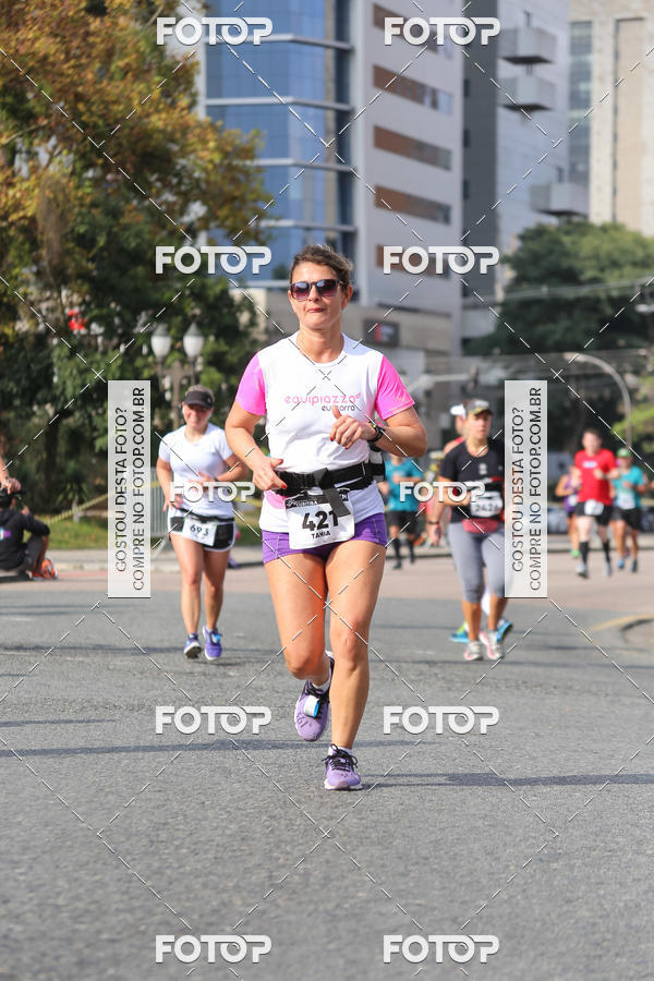Buy your photos of the eventMeia Maratona Internacional de Curitiba 2018 on Fotop