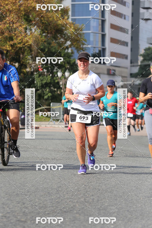 Buy your photos of the eventMeia Maratona Internacional de Curitiba 2018 on Fotop
