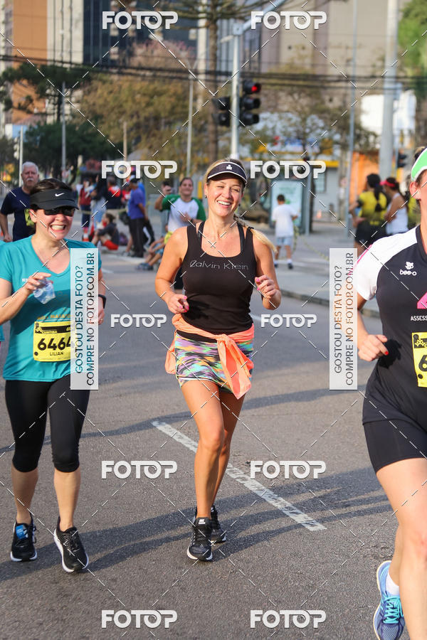 Buy your photos of the eventMeia Maratona Internacional de Curitiba 2018 on Fotop