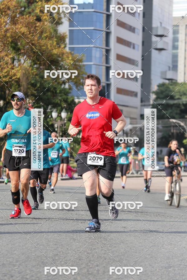 Buy your photos of the eventMeia Maratona Internacional de Curitiba 2018 on Fotop