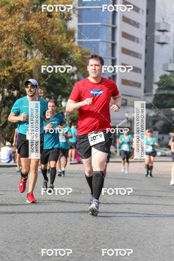 Buy your photos of the eventMeia Maratona Internacional de Curitiba 2018 on Fotop