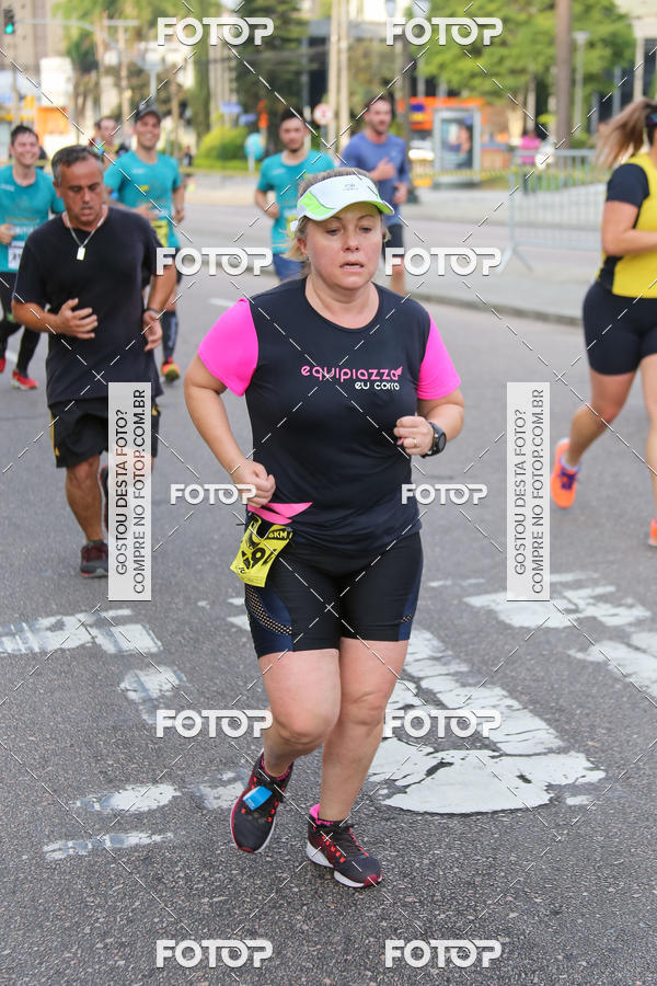 Buy your photos of the eventMeia Maratona Internacional de Curitiba 2018 on Fotop