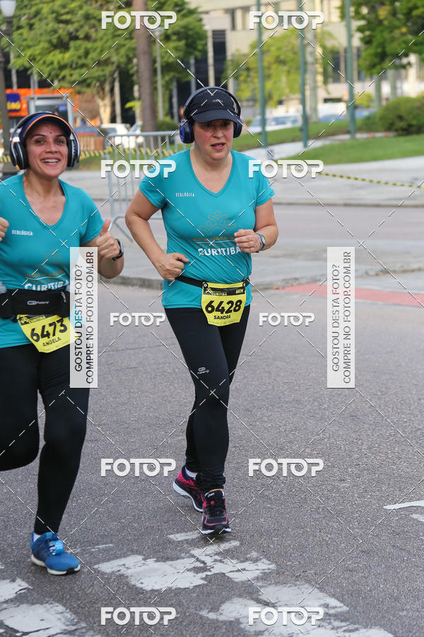 Buy your photos of the eventMeia Maratona Internacional de Curitiba 2018 on Fotop
