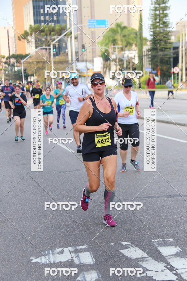 Buy your photos of the eventMeia Maratona Internacional de Curitiba 2018 on Fotop