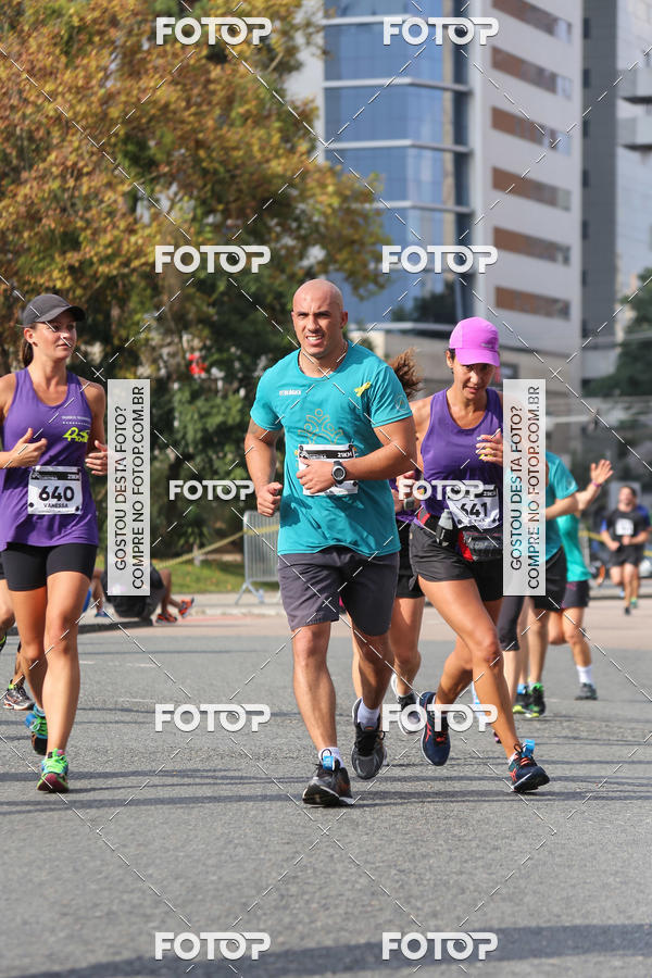 Buy your photos of the eventMeia Maratona Internacional de Curitiba 2018 on Fotop