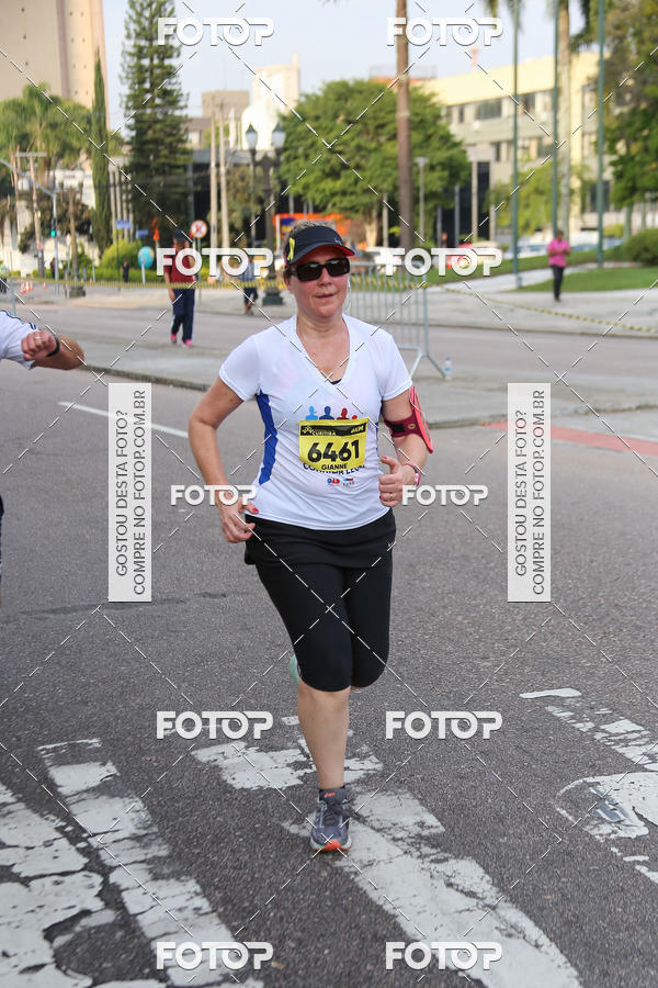 Buy your photos of the eventMeia Maratona Internacional de Curitiba 2018 on Fotop