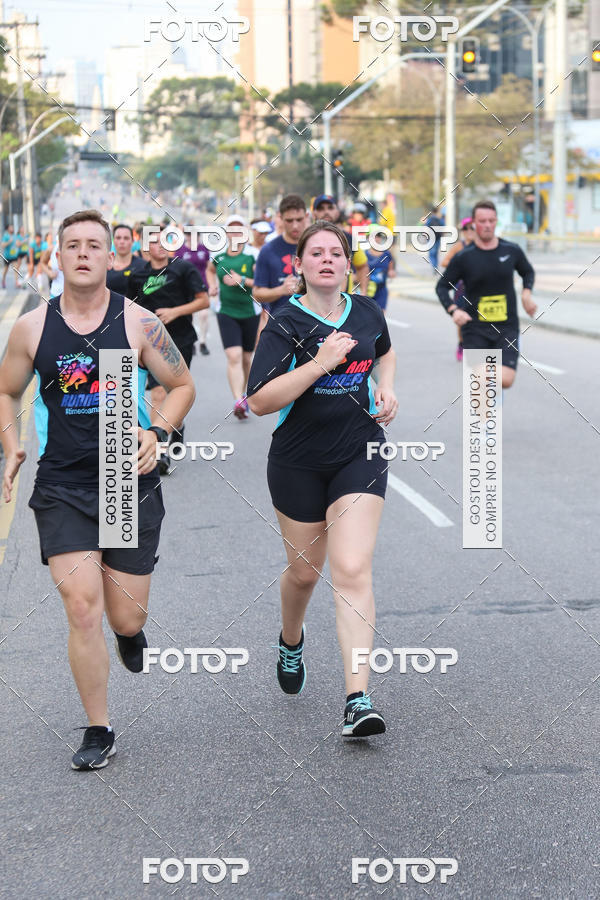 Buy your photos of the eventMeia Maratona Internacional de Curitiba 2018 on Fotop