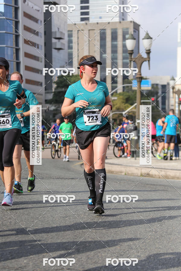 Buy your photos of the eventMeia Maratona Internacional de Curitiba 2018 on Fotop