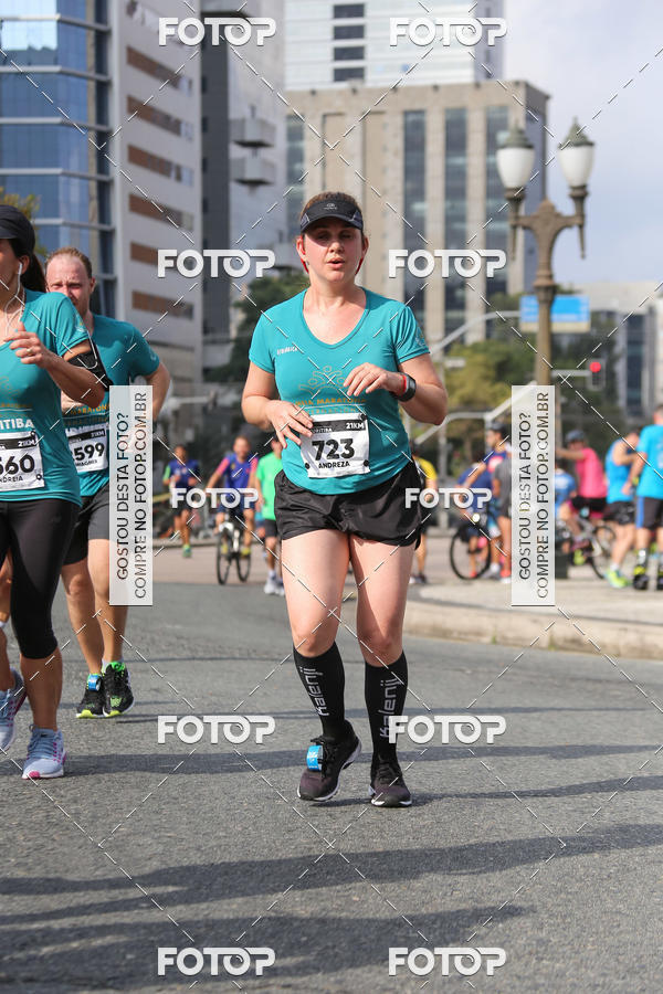 Buy your photos of the eventMeia Maratona Internacional de Curitiba 2018 on Fotop