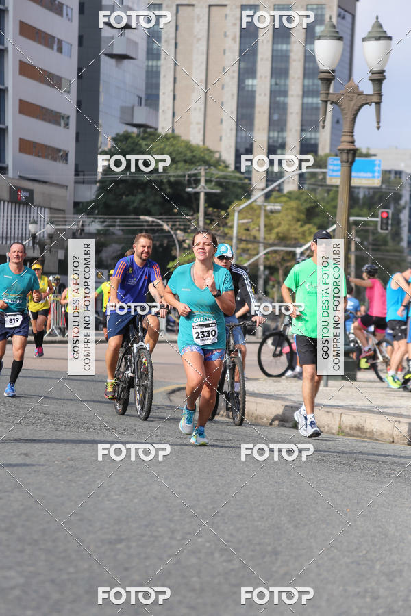 Buy your photos of the eventMeia Maratona Internacional de Curitiba 2018 on Fotop