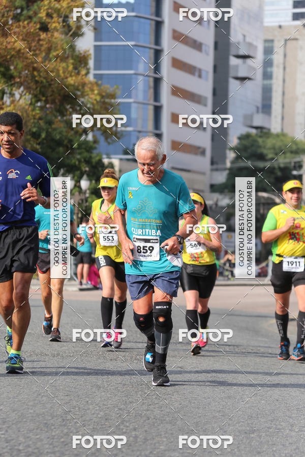 Buy your photos of the eventMeia Maratona Internacional de Curitiba 2018 on Fotop