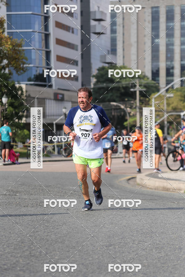 Buy your photos of the eventMeia Maratona Internacional de Curitiba 2018 on Fotop