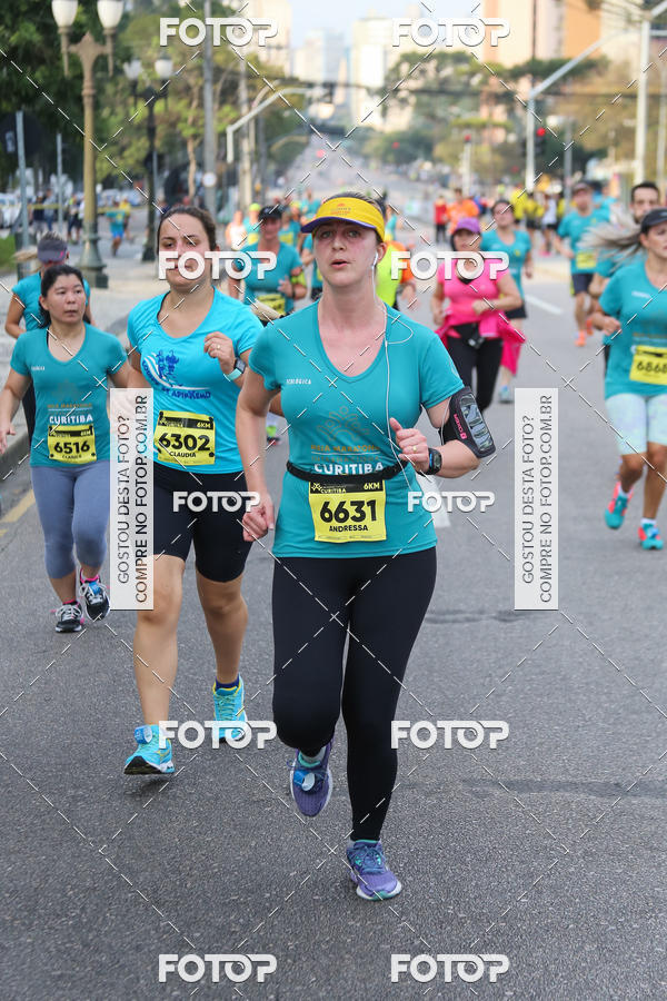 Buy your photos of the eventMeia Maratona Internacional de Curitiba 2018 on Fotop