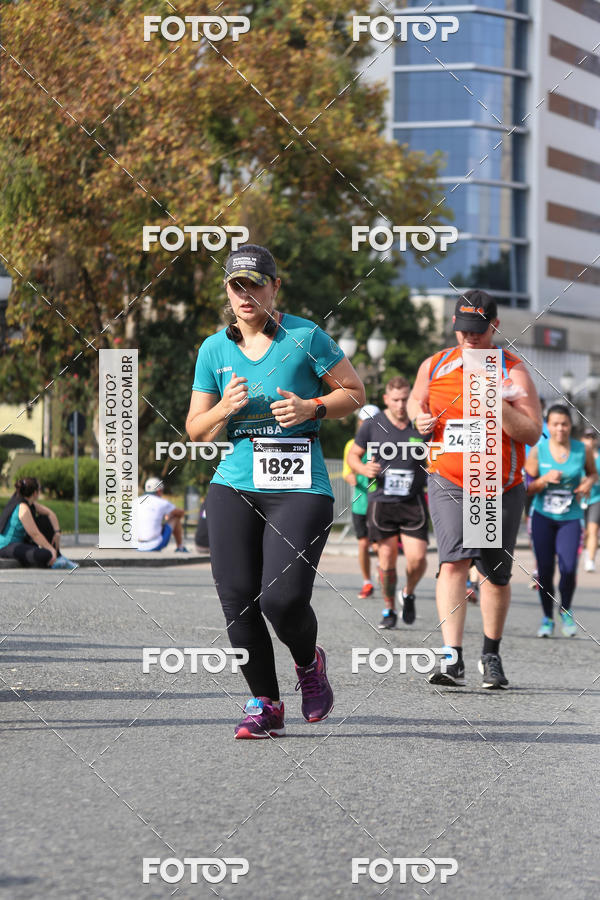 Buy your photos of the eventMeia Maratona Internacional de Curitiba 2018 on Fotop