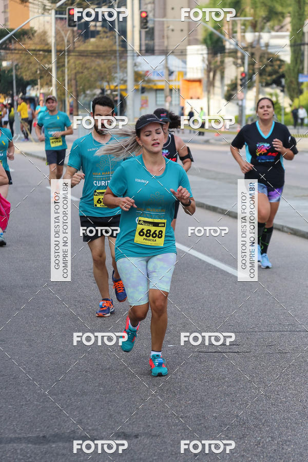 Buy your photos of the eventMeia Maratona Internacional de Curitiba 2018 on Fotop