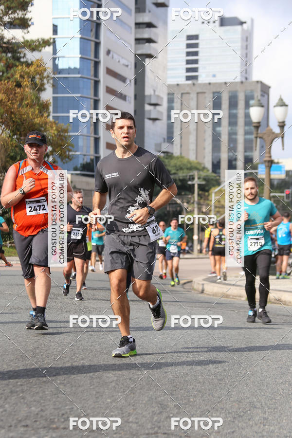 Buy your photos of the eventMeia Maratona Internacional de Curitiba 2018 on Fotop