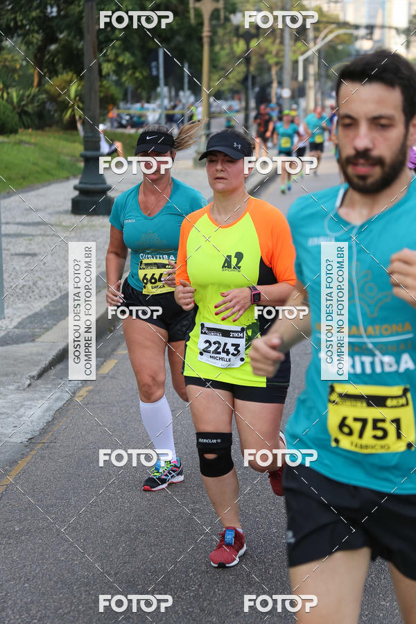Buy your photos of the eventMeia Maratona Internacional de Curitiba 2018 on Fotop