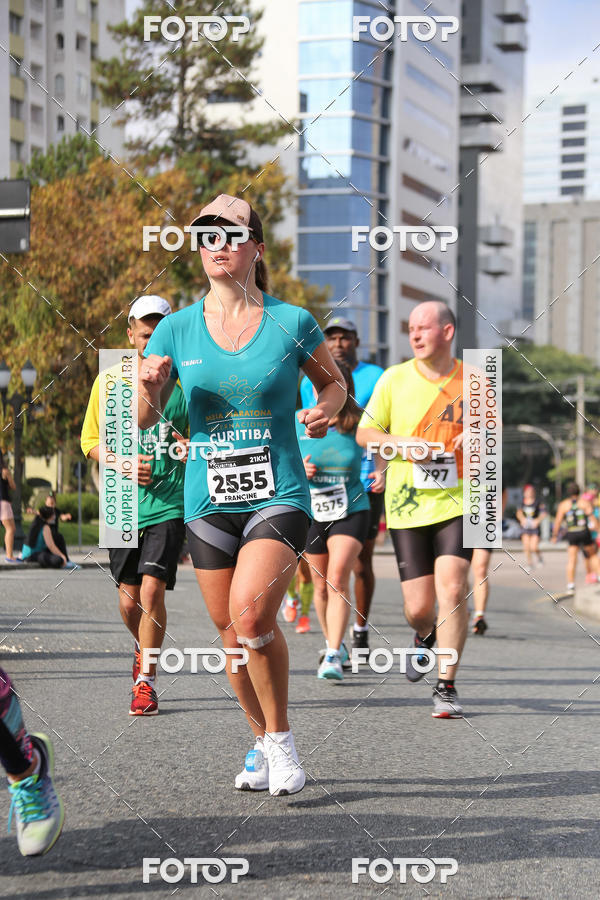 Buy your photos of the eventMeia Maratona Internacional de Curitiba 2018 on Fotop