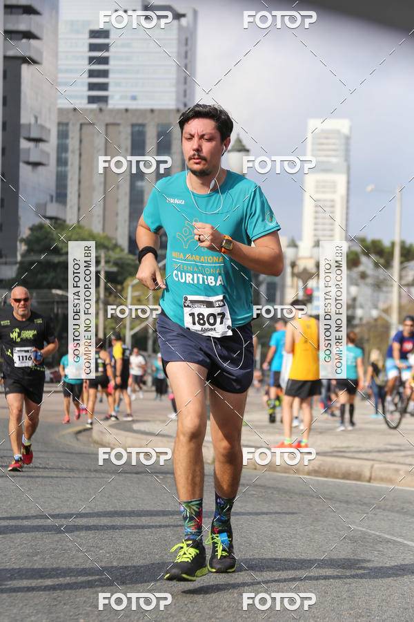 Buy your photos of the eventMeia Maratona Internacional de Curitiba 2018 on Fotop