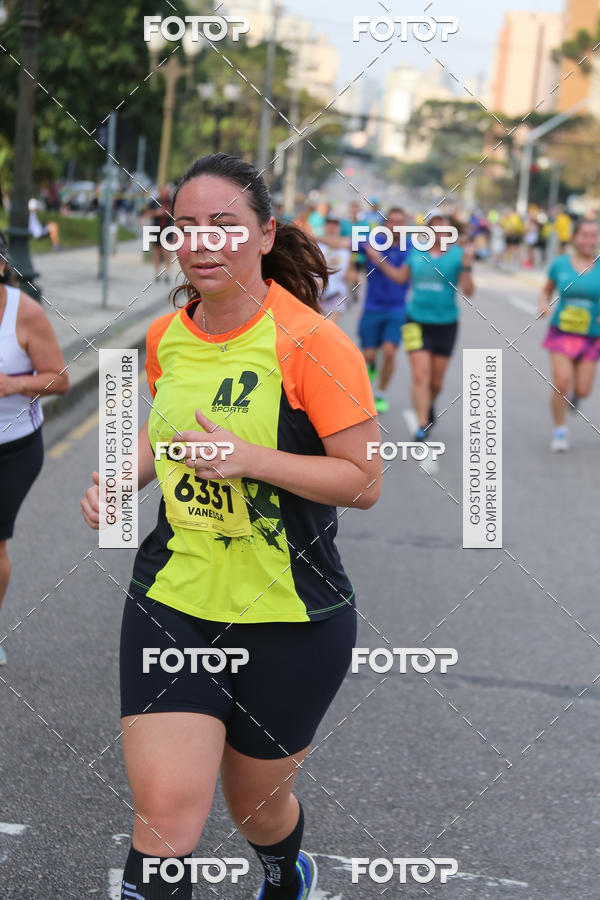 Buy your photos of the eventMeia Maratona Internacional de Curitiba 2018 on Fotop