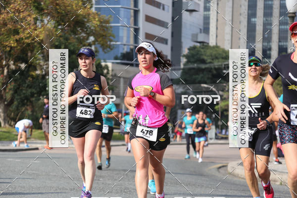 Buy your photos of the eventMeia Maratona Internacional de Curitiba 2018 on Fotop