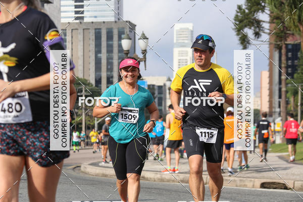 Buy your photos of the eventMeia Maratona Internacional de Curitiba 2018 on Fotop