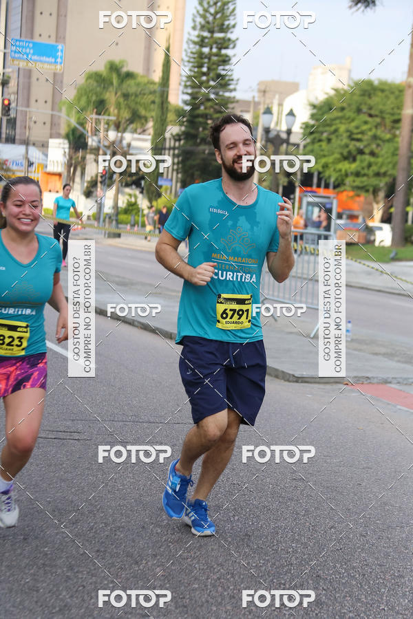 Buy your photos of the eventMeia Maratona Internacional de Curitiba 2018 on Fotop