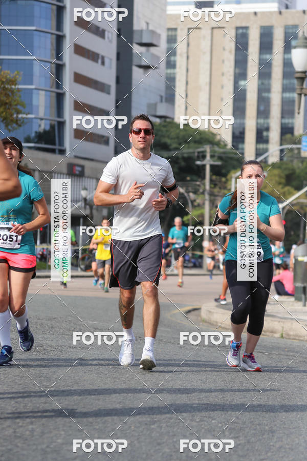 Buy your photos of the eventMeia Maratona Internacional de Curitiba 2018 on Fotop