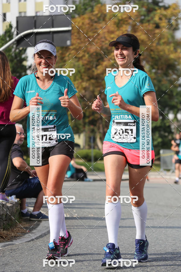 Buy your photos of the eventMeia Maratona Internacional de Curitiba 2018 on Fotop