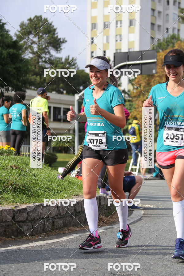 Buy your photos of the eventMeia Maratona Internacional de Curitiba 2018 on Fotop