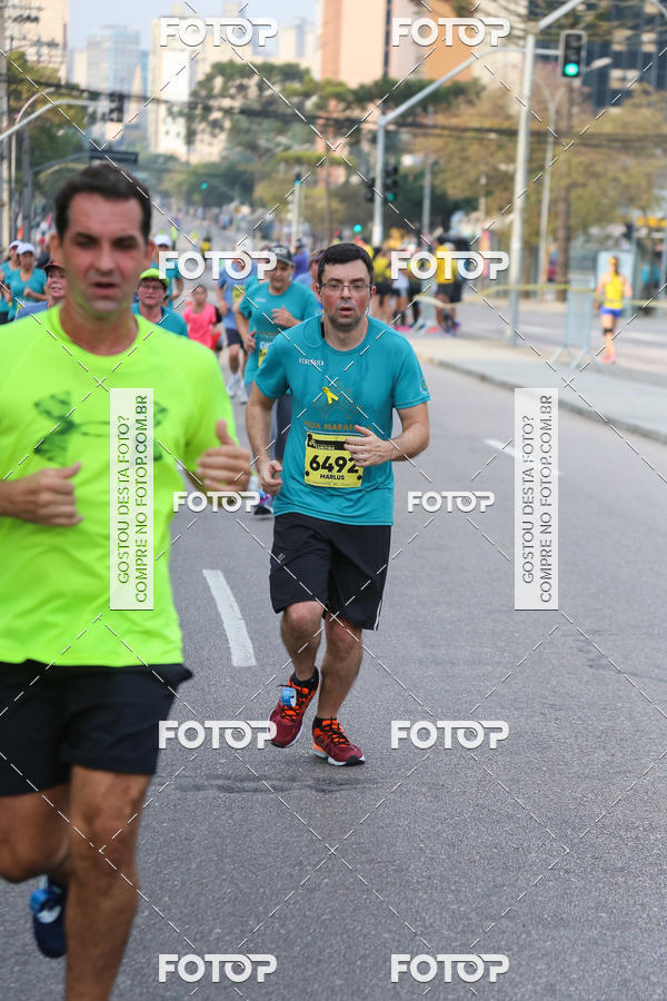 Buy your photos of the eventMeia Maratona Internacional de Curitiba 2018 on Fotop