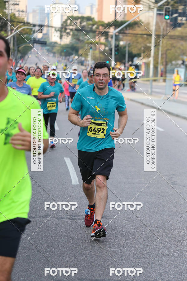 Buy your photos of the eventMeia Maratona Internacional de Curitiba 2018 on Fotop