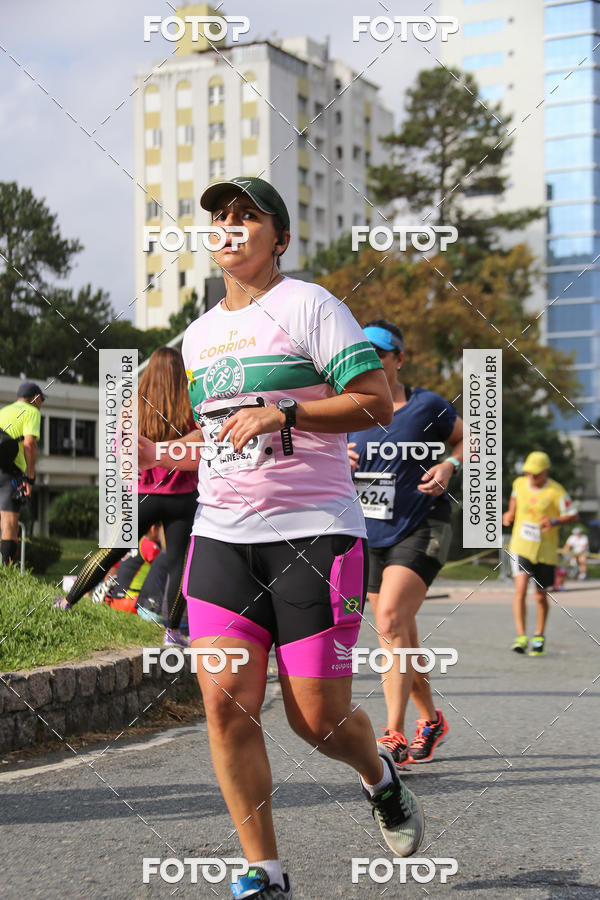 Buy your photos of the eventMeia Maratona Internacional de Curitiba 2018 on Fotop