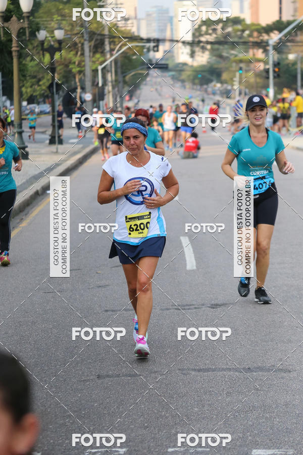 Buy your photos of the eventMeia Maratona Internacional de Curitiba 2018 on Fotop