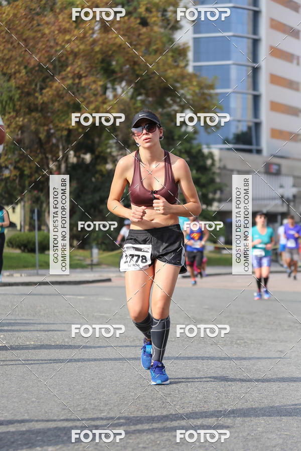 Buy your photos of the eventMeia Maratona Internacional de Curitiba 2018 on Fotop