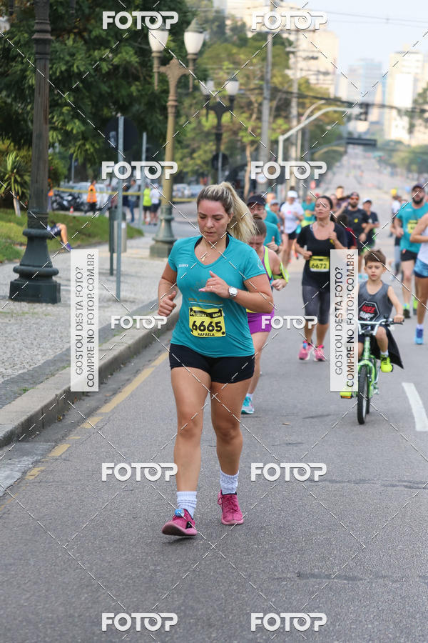 Buy your photos of the eventMeia Maratona Internacional de Curitiba 2018 on Fotop