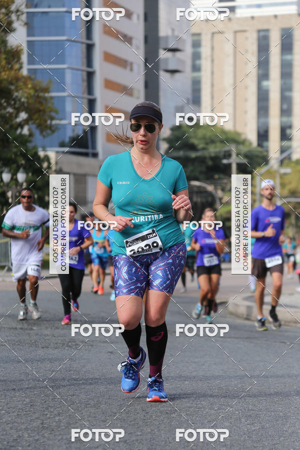 Buy your photos of the eventMeia Maratona Internacional de Curitiba 2018 on Fotop