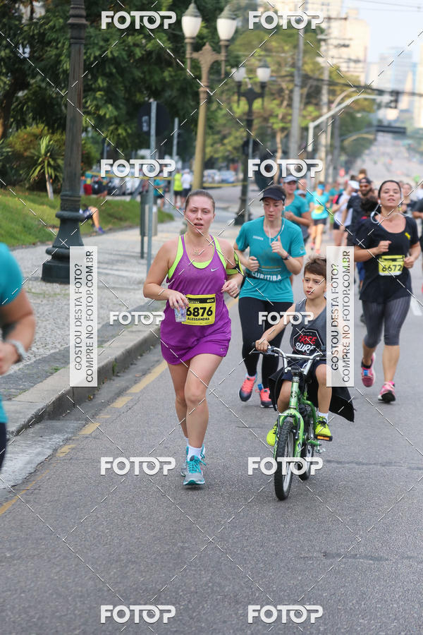 Buy your photos of the eventMeia Maratona Internacional de Curitiba 2018 on Fotop