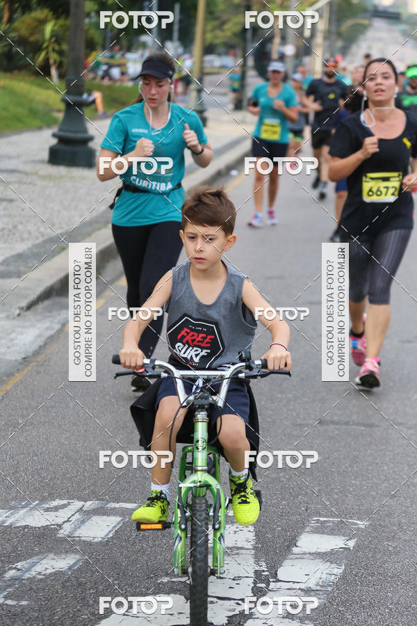 Buy your photos of the eventMeia Maratona Internacional de Curitiba 2018 on Fotop