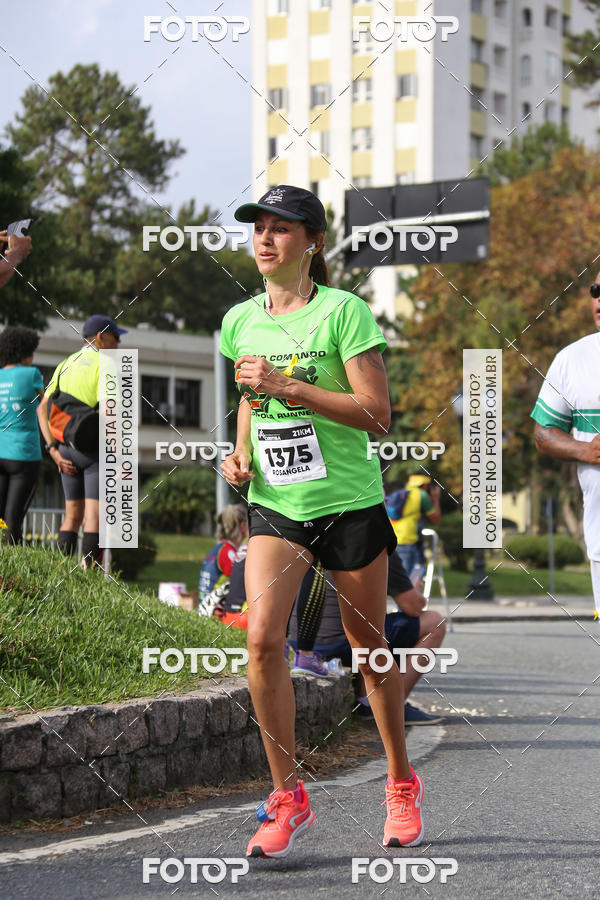 Buy your photos of the eventMeia Maratona Internacional de Curitiba 2018 on Fotop