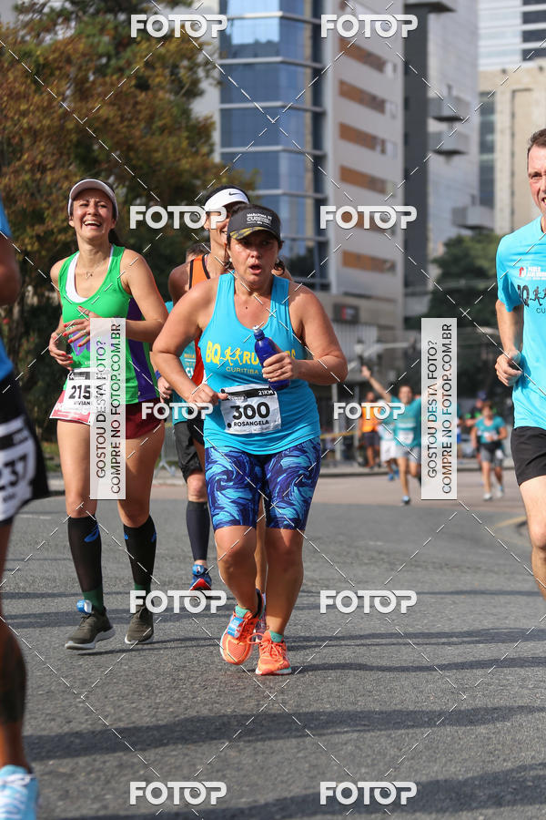 Buy your photos of the eventMeia Maratona Internacional de Curitiba 2018 on Fotop